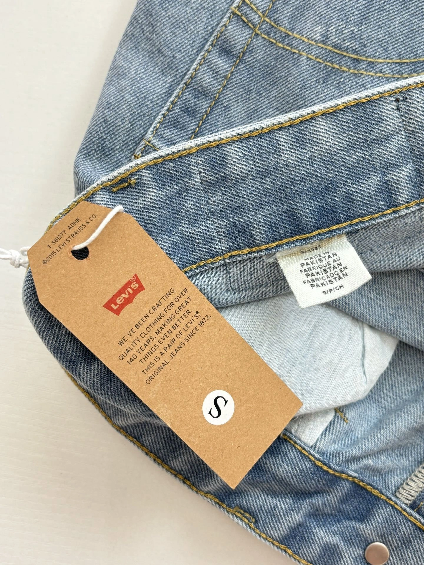 wg.luxury-- 8V Levi’s x Nike embroidery item: E-F431J1722